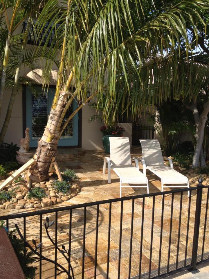 Hotel Pasa Tiempo (Adults Only) St. Pete Beach Esterno foto